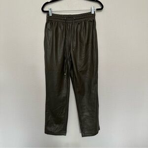Marc New York Andre Marc olive green faux leather pull on pant size XS tapered